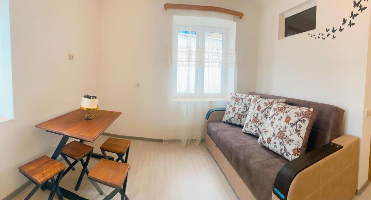 Green Garden B&B Дилижан Экстерьер фото